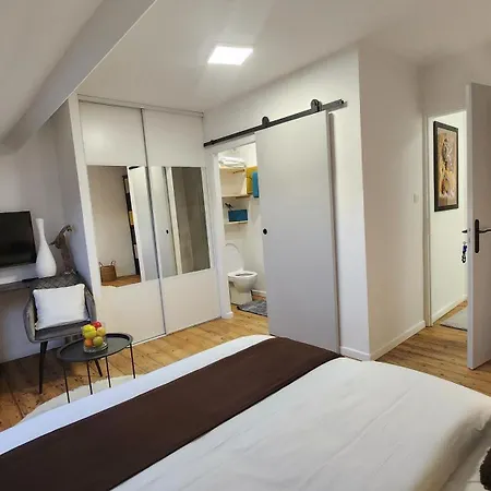 La Belle Au Fil De L'eau Habitación en casa particular